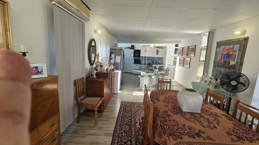 3 Bedroom Property for Sale in Wavecrest Eastern Cape